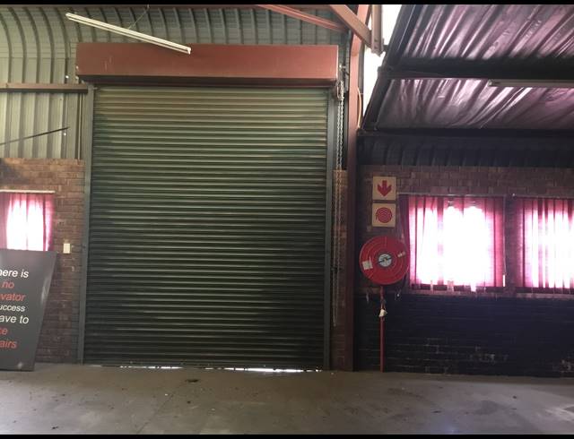 170M² WAREHOUSE TO LET IN WADEVILLE